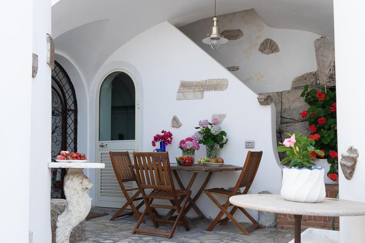 Villa Castello Apartments Капри Экстерьер фото