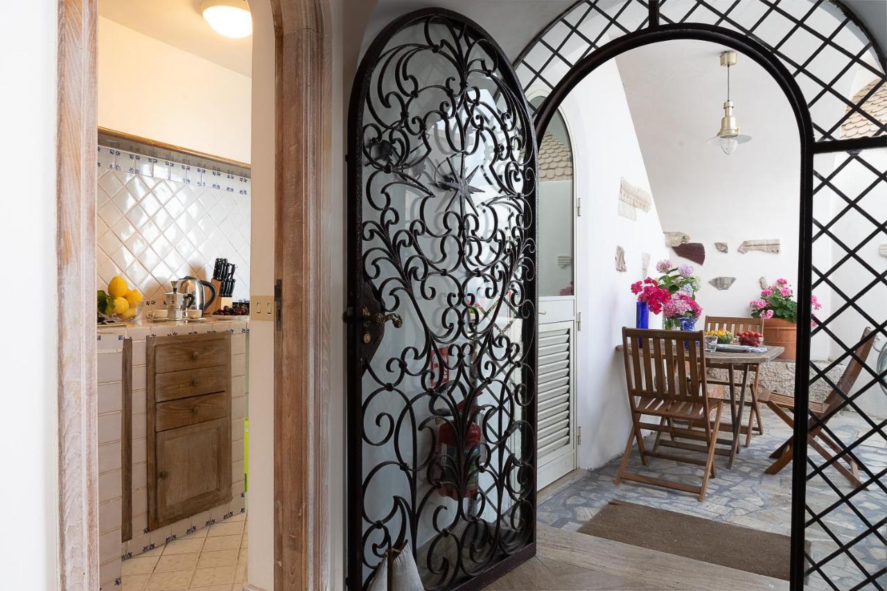 Villa Castello Apartments Капри Экстерьер фото