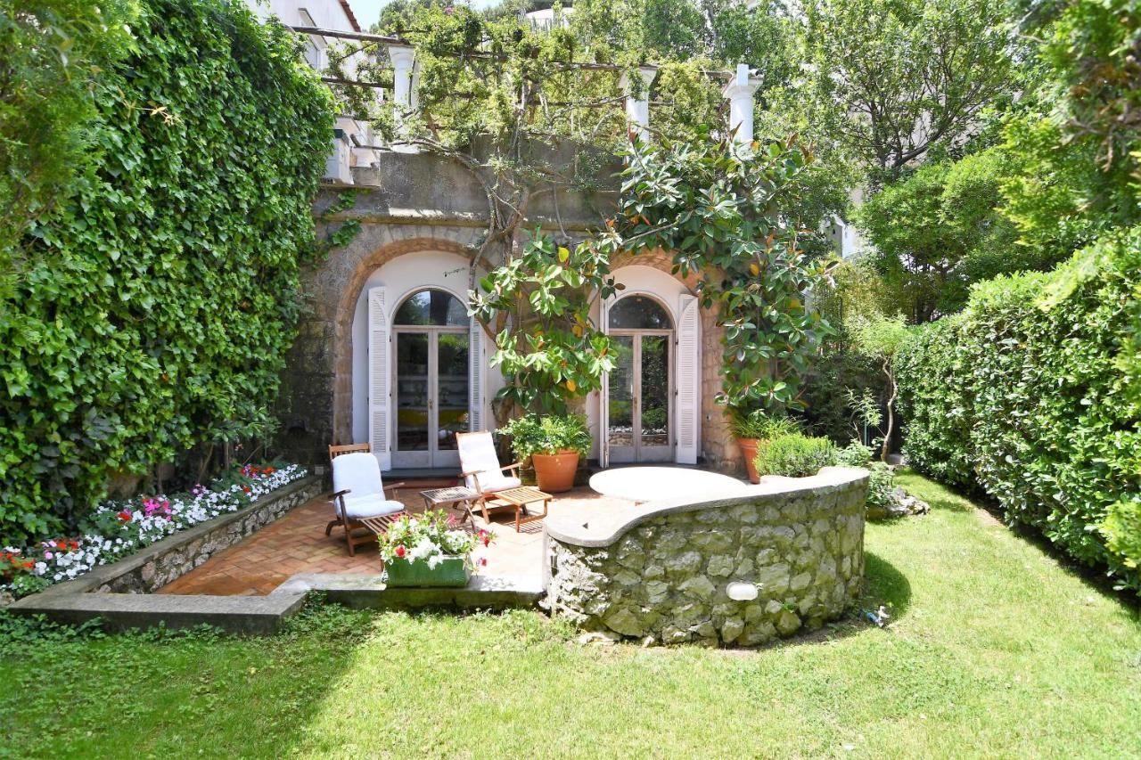 Villa Castello Apartments Капри Экстерьер фото
