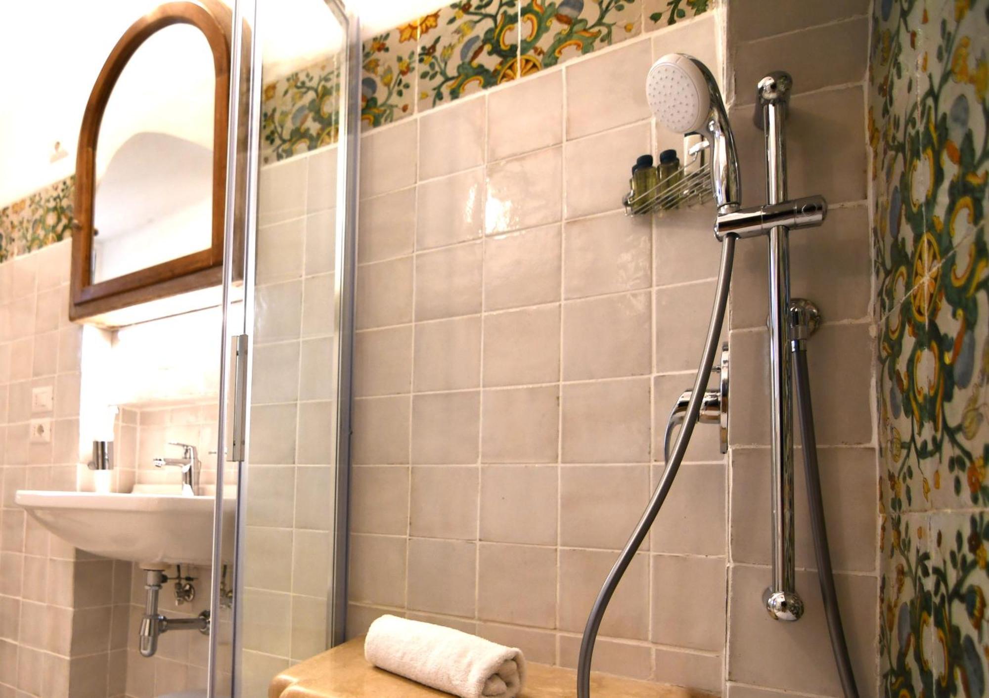 Villa Castello Apartments Капри Экстерьер фото